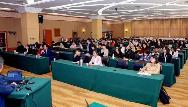 漠尼公司圆满举办数字教材深度应用教研培训活动