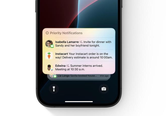 苹果Apple Intelligence来了：AI定制表情包Siri更懂你 最前线